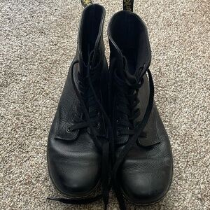 Dr. Martens Leyton style boot size 10